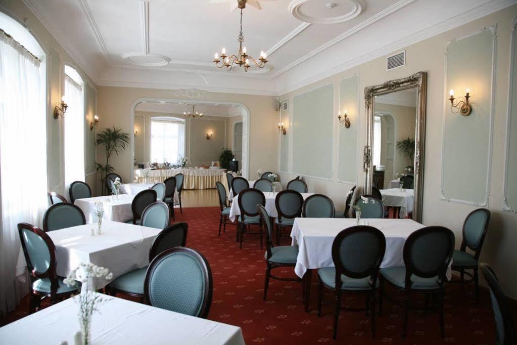 Draakon Hotel Tartu Zewnętrze zdjęcie
