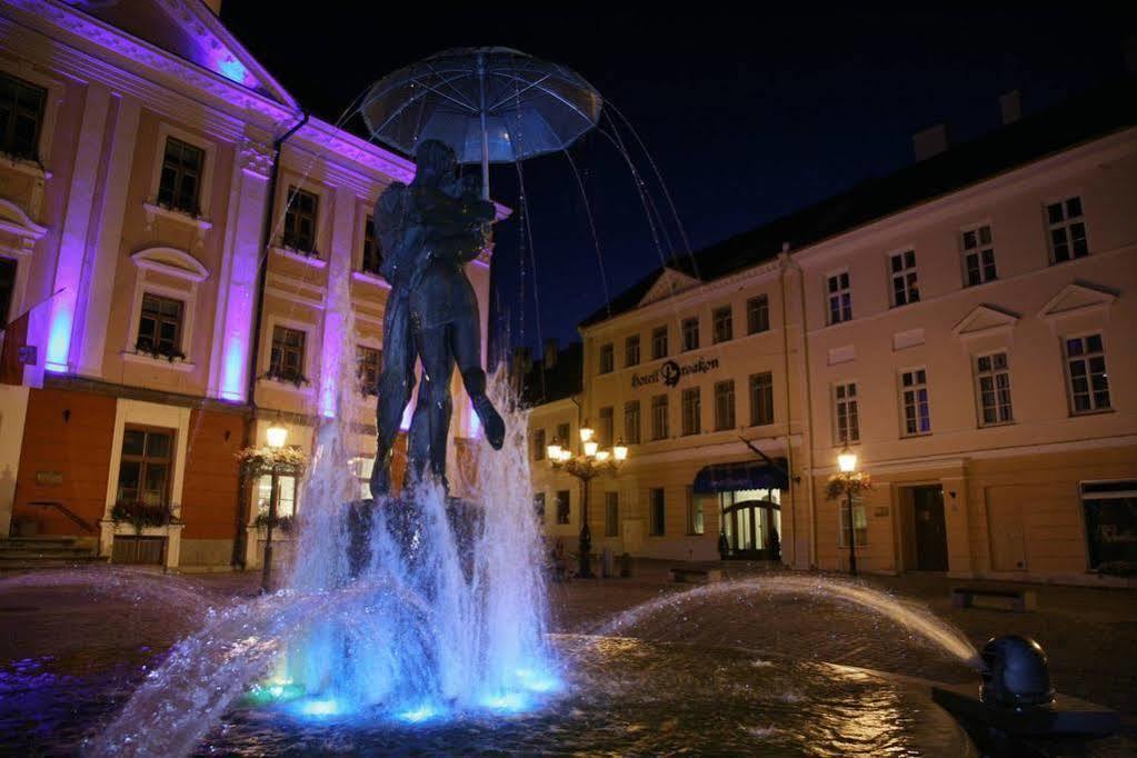 Draakon Hotel Tartu Zewnętrze zdjęcie