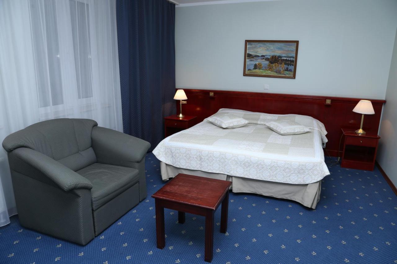 Draakon Hotel Tartu Zewnętrze zdjęcie