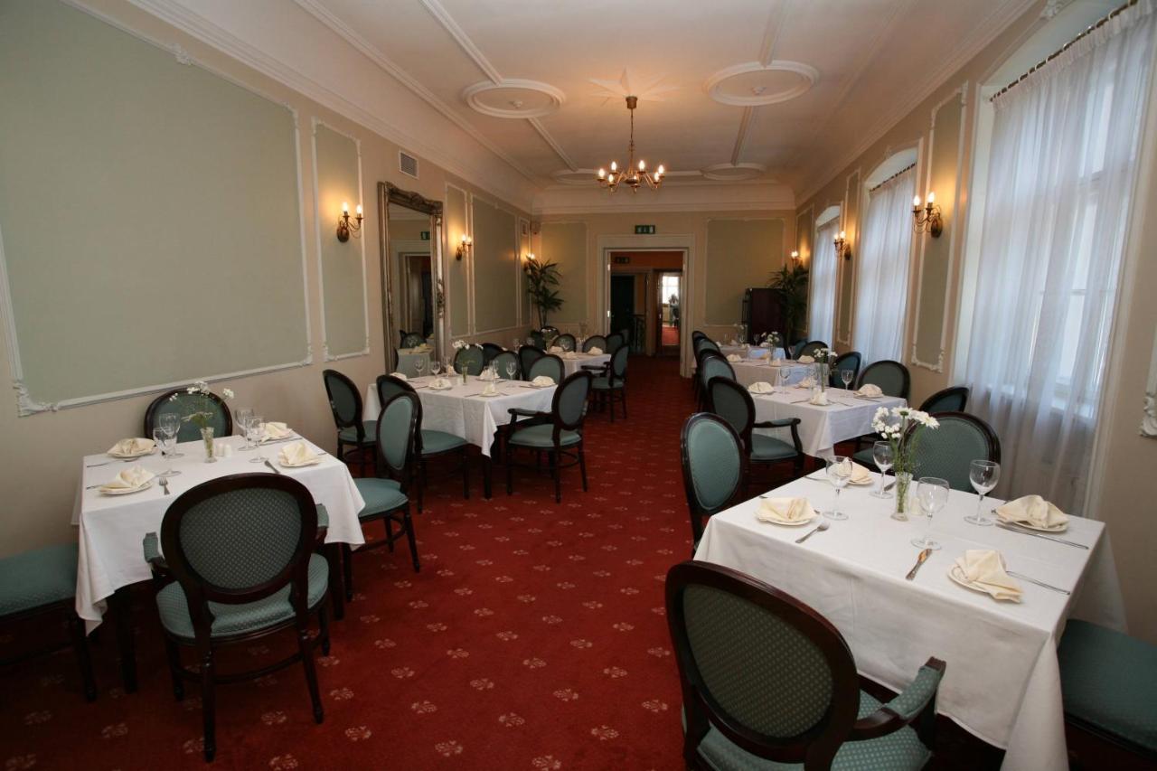 Draakon Hotel Tartu Zewnętrze zdjęcie